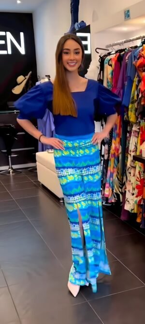 PANTALÓN EN ACETATO ESTAMPADO