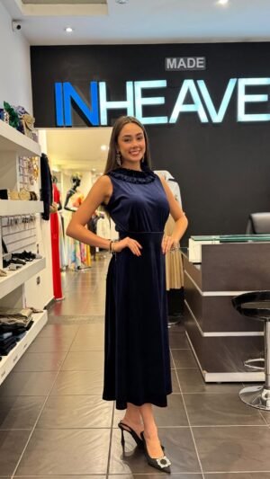 Conjunto en terciopelo azul oscuro