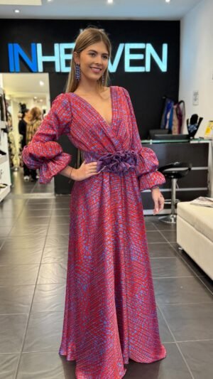 Vestido en tela plisada estampada